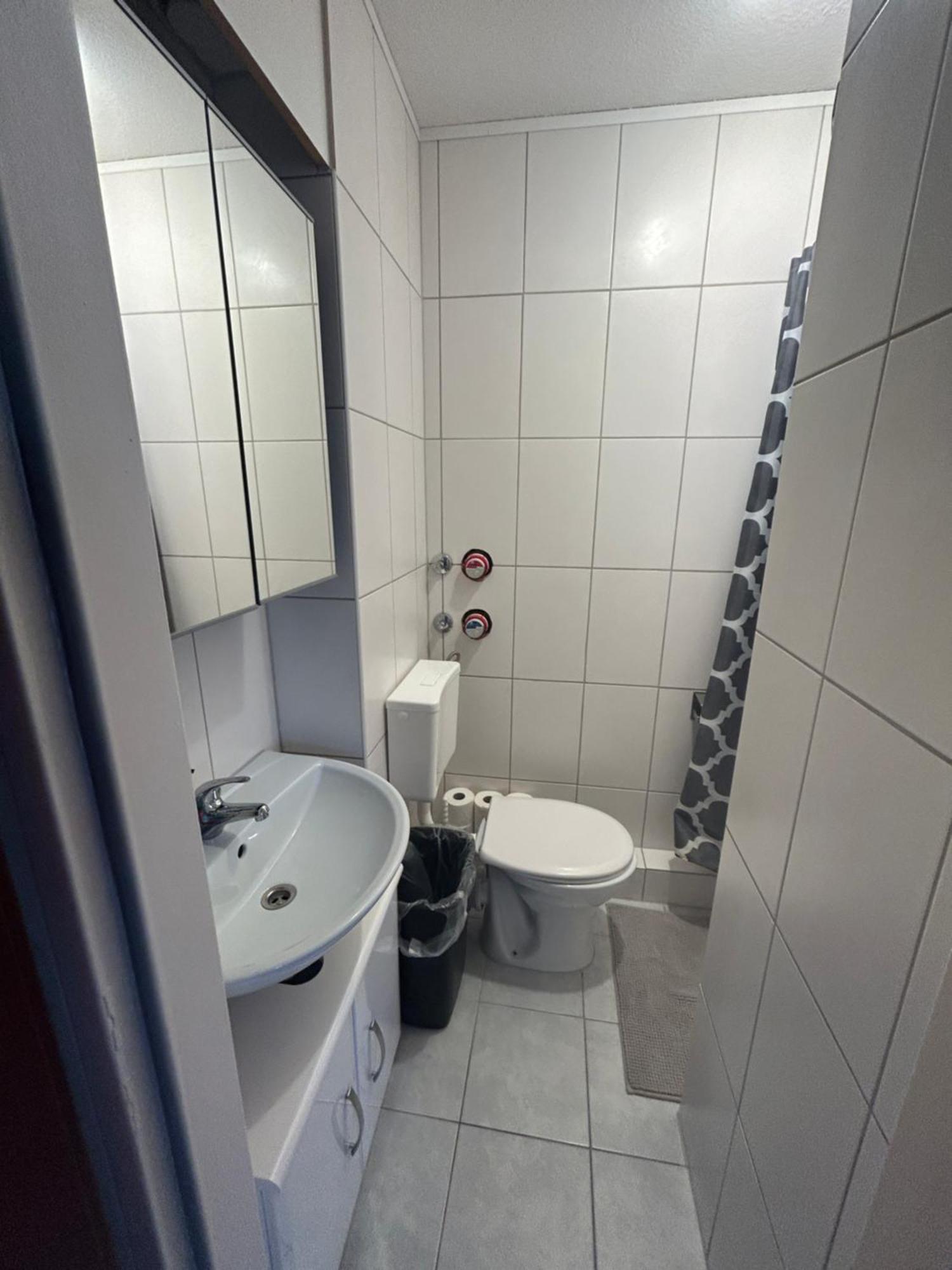 Apartment In Karlsruhe Buitenkant foto